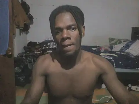 Snapshot of Cesar2501_ chatting on 02/08/25, 07:05 Cesar2501 online show from 02/08/25, 07:05