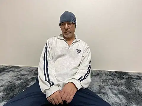 Grandpa29hijii online show from 02/11/25, 12:37