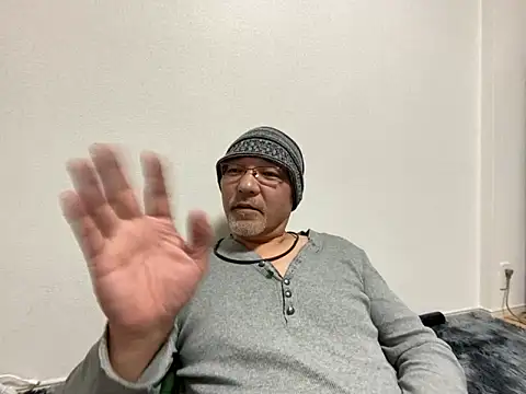 Grandpa29hijii online show from 02/27/25, 12:45