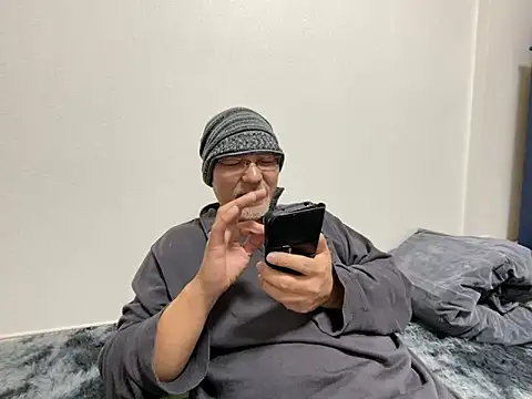 Grandpa29hijii online show from 03/05/25, 01:06