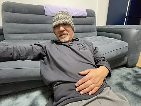 Grandpa29hijii online show from 03/22/25, 01:41