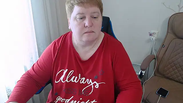Snapshot of Limonka-Fire chatting on 05/13/26, 07:06 Limonka-Fire online show from 05/13/26, 07:06