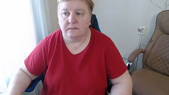 Snapshot of Limonka-Fire chatting on 05/14/26, 07:26 Limonka-Fire online show from 05/14/26, 07:26