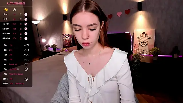 MilliBrown  online show from 09/12/25, 08:14