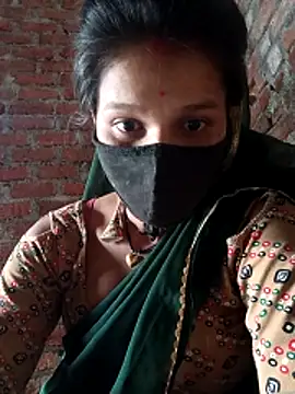 Hoty girl 143 online show from 04/22/26, 01:30