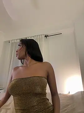 IamCrystal2 online show from 11/29/25, 11:41