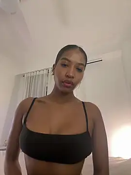 IamCrystal2 online show from 01/12/26, 03:23