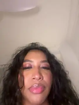 IamCrystal2 online show from 03/01/26, 10:45