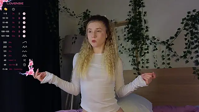 ArianaMur online show from 03/21/25, 05:32