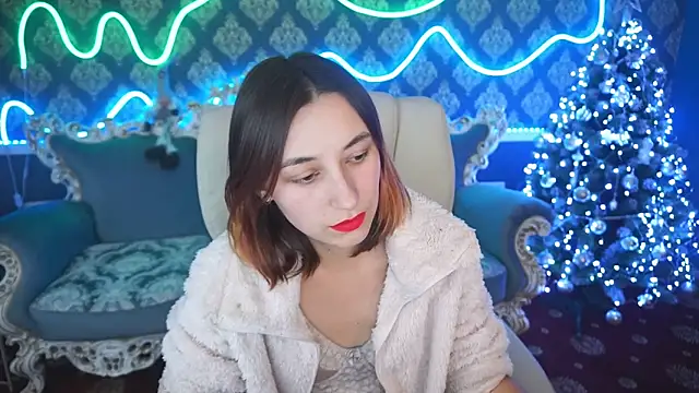 Snapshot of Roxy_Rayy chatting on 12/19/24, 08:02 Roxy Rayy online show from 12/19/24, 08:02