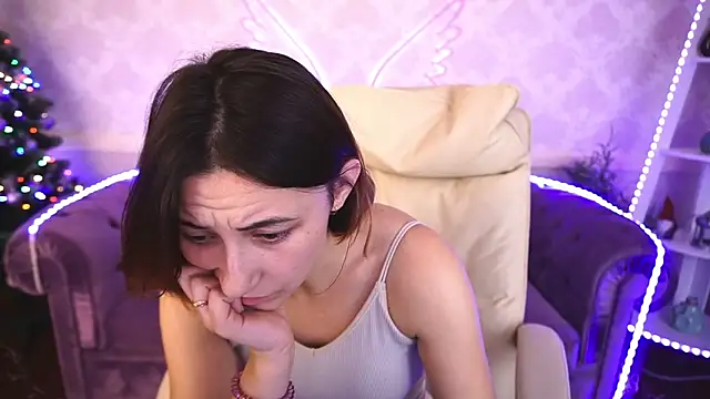 Snapshot of Roxy_Rayy chatting on 12/22/24, 01:34 Roxy Rayy online show from 12/22/24, 01:34