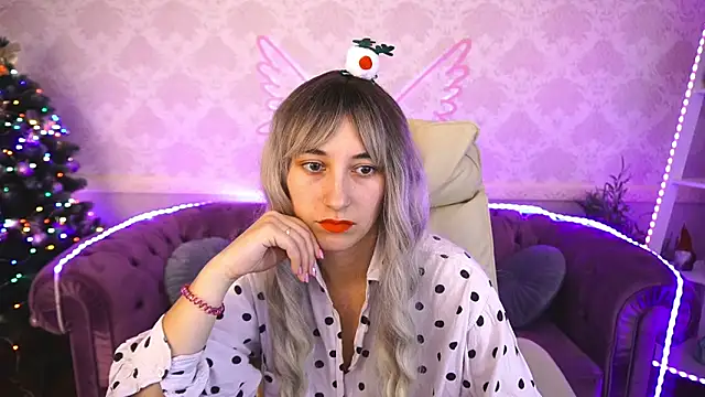 Snapshot of Roxy_Rayy chatting on 12/24/24, 01:39 Roxy Rayy online show from 12/24/24, 01:39