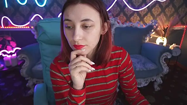 Snapshot of Roxy_Rayy chatting on 02/01/25, 06:43 Roxy Rayy online show from 02/01/25, 06:43