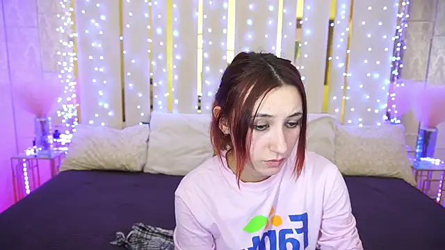 Snapshot of Roxy_Rayy chatting on 03/09/25, 07:05 Roxy Rayy online show from 03/09/25, 07:05