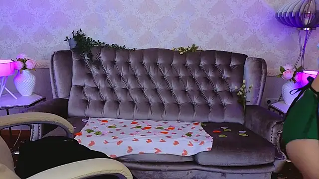 Snapshot of Roxy_Rayy chatting on 09/16/25, 06:09 Roxy Rayy online show from 09/16/25, 06:09