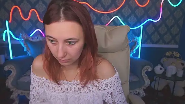 Snapshot of Roxy_Rayy chatting on 09/29/25, 06:18 Roxy Rayy online show from 09/29/25, 06:18