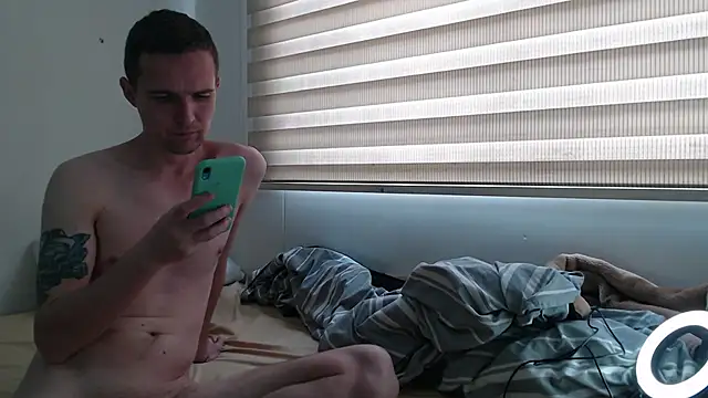 Snapshot of serugay_24 chatting on 12/15/24, 03:42 serugay 24 online show from 12/15/24, 03:42