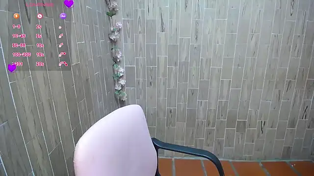 solyeria online show from 10/17/25, 01:09