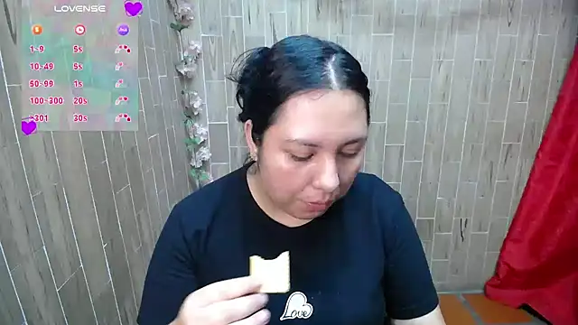 solyeria online show from 02/09/26, 06:34