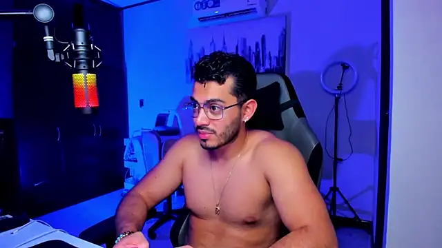 BrunoD31 online show from 10/22/25, 05:19