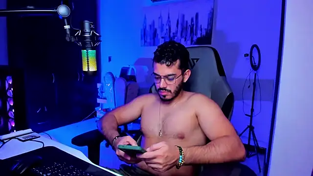 BrunoD31 online show from 12/20/25, 02:29