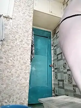 Holly-69 online show from 03/06/26, 09:33