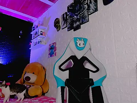 missycanoo online show from 09/26/25, 02:59