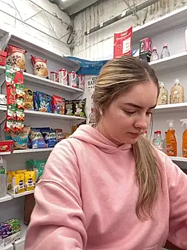 imlindapink online show from 03/17/26, 03:15