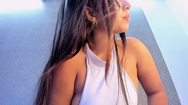 Valery Foxx  online show from 12/19/24, 03:08