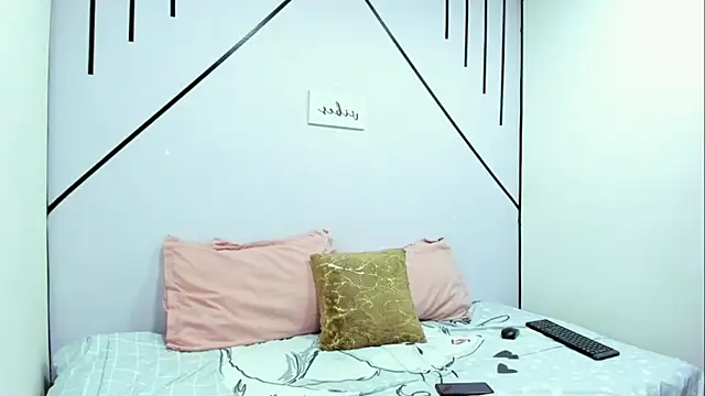 LisaWhite  online show from 11/07/25, 01:11