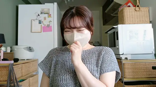 Snapshot of _Yui_ chatting on 09/30/25, 03:22  Yui  online show from 09/30/25, 03:22