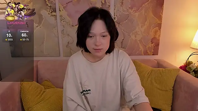 Snapshot of fiamoory chatting on 01/11/25, 04:48 fiamoory online show from 01/11/25, 04:48