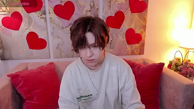 Snapshot of fiamoory chatting on 02/18/25, 01:21 fiamoory online show from 02/18/25, 01:21