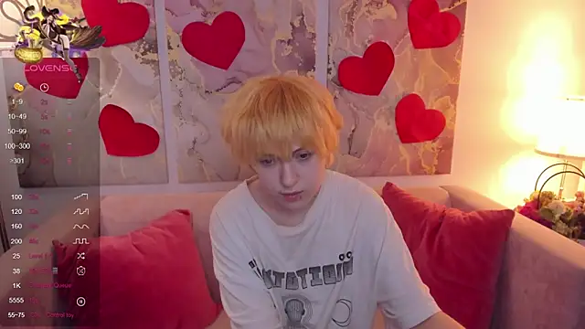 Snapshot of fiamoory chatting on 02/24/25, 05:00 fiamoory online show from 02/24/25, 05:00