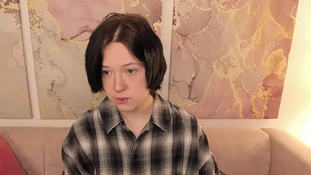 fiamoory online show from 11/11/25, 12:43