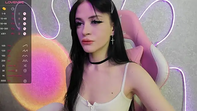 Molly Crystall online show from 07/20/26, 04:38