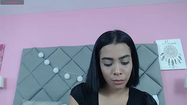 SaraSchmitt online show from 01/30/25, 07:26