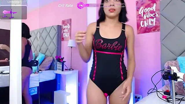 SaraSchmitt online show from 02/25/25, 10:18