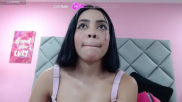 SaraSchmitt online show from 03/01/25, 07:04