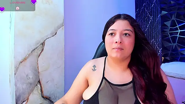 JulietaKane online show from 04/23/26, 09:17