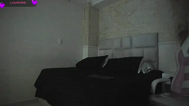 Snapshot of JulietaKane chatting on 07/22/26, 08:44 JulietaKane online show from 07/22/26, 08:44