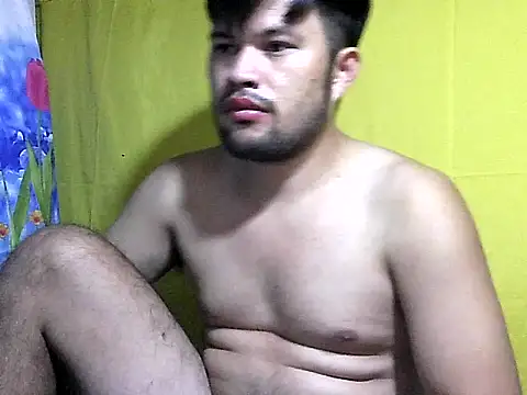 Snapshot of HairyHottestpinoyHandsome chatting on 05/29/26, 08:07 HairyHottestpinoyHandsome online show from 05/29/26, 08:07