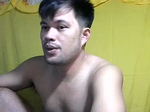 Snapshot of HairyHottestpinoyHandsome chatting on 06/10/26, 07:18 HairyHottestpinoyHandsome online show from 06/10/26, 07:18