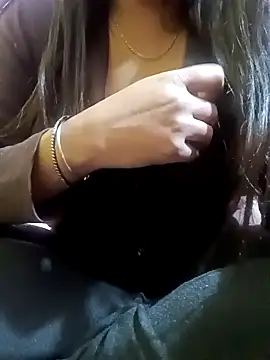 delhi gril online show from 12/10/24, 03:41