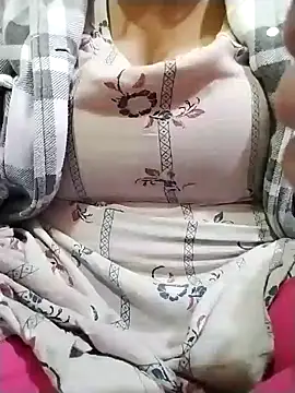 delhi gril online show from 12/23/24, 09:59