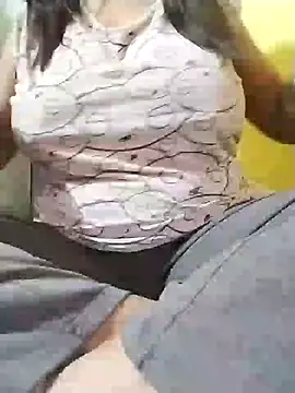 delhi gril online show from 12/26/24, 12:16