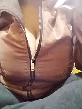 delhi gril online show from 12/29/24, 05:54