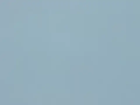  jade white  online show from 03/07/25, 06:54