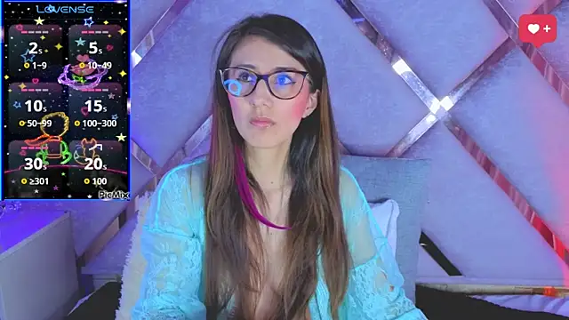 Snapshot of _jade_white_ chatting on 03/05/26, 01:51 jade white online show from 03/05/26, 01:51