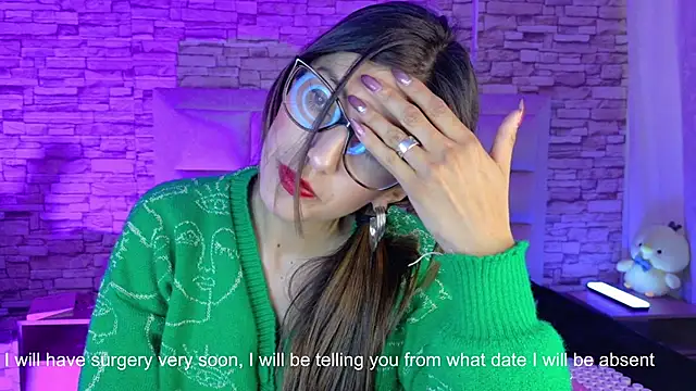Snapshot of _jade_white_ chatting on 05/06/26, 01:05 jade white online show from 05/06/26, 01:05